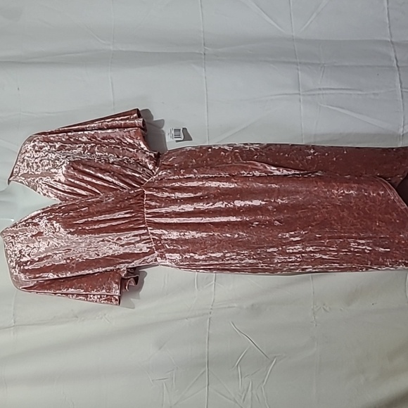 Dress Pink Crushed Velvet Dress sz4 - Picture 3 of 13